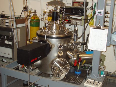 High-resolution electron energy loss spectrometer